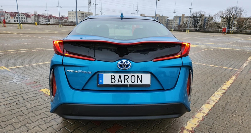 Toyota Prius cena 89700 przebieg: 6000, rok produkcji 2017 z Chorzele małe 667